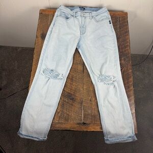 Silver Jeans Women’s Size W30 L27 90’s Boyfriend Distressed Light Wash